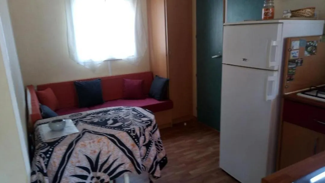 Verdon Gorge Mobile Home: Lakeside Comfort & Renewal Sainte-Croix-de-Verdon 0*,  France