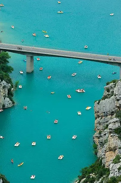 Verdon Gorge Mobile Home: Lakeside Comfort & Renewal Sainte-Croix-de-Verdon Campsite